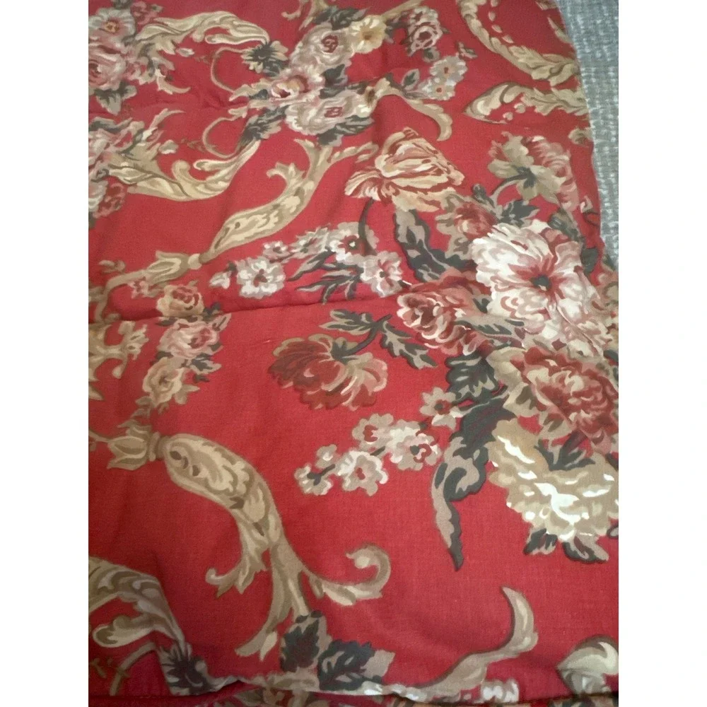VTG Ralph Lauren Danielle Marseilles King Comforter and Two Ruffled Shams Red